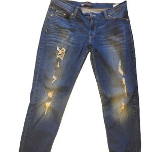 Levi's 524 too superlow distressed jeans. 5 pocket